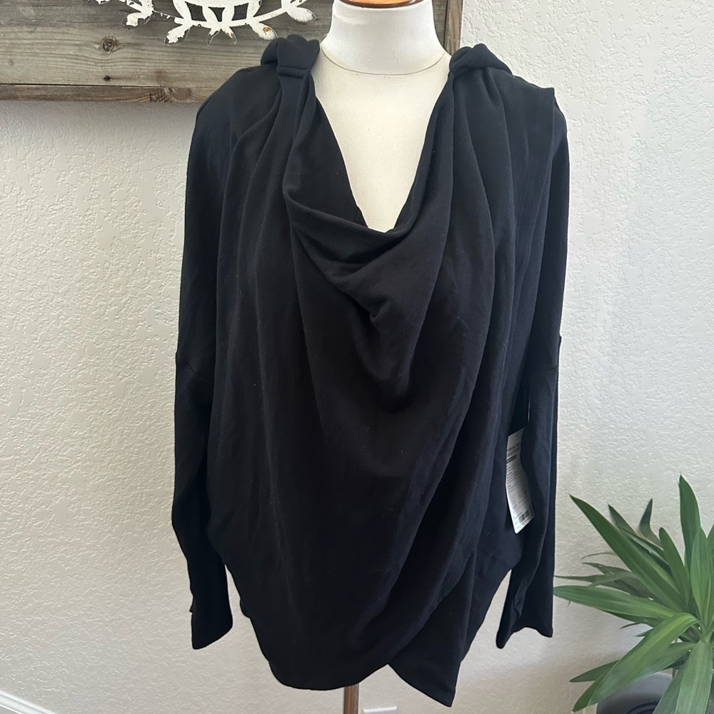 Athleta Purana Wrap Black Draped Hooded sweatshirt ladies L NWT